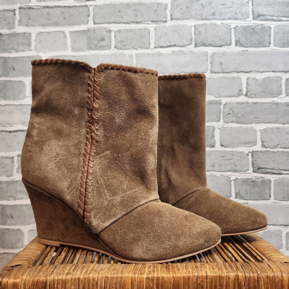 Size 7.5 Charles by Charles David Tobacco Taupe Leather Suede Wedge Boots